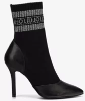 Черни дамски ботуши на висок ток с чорапи